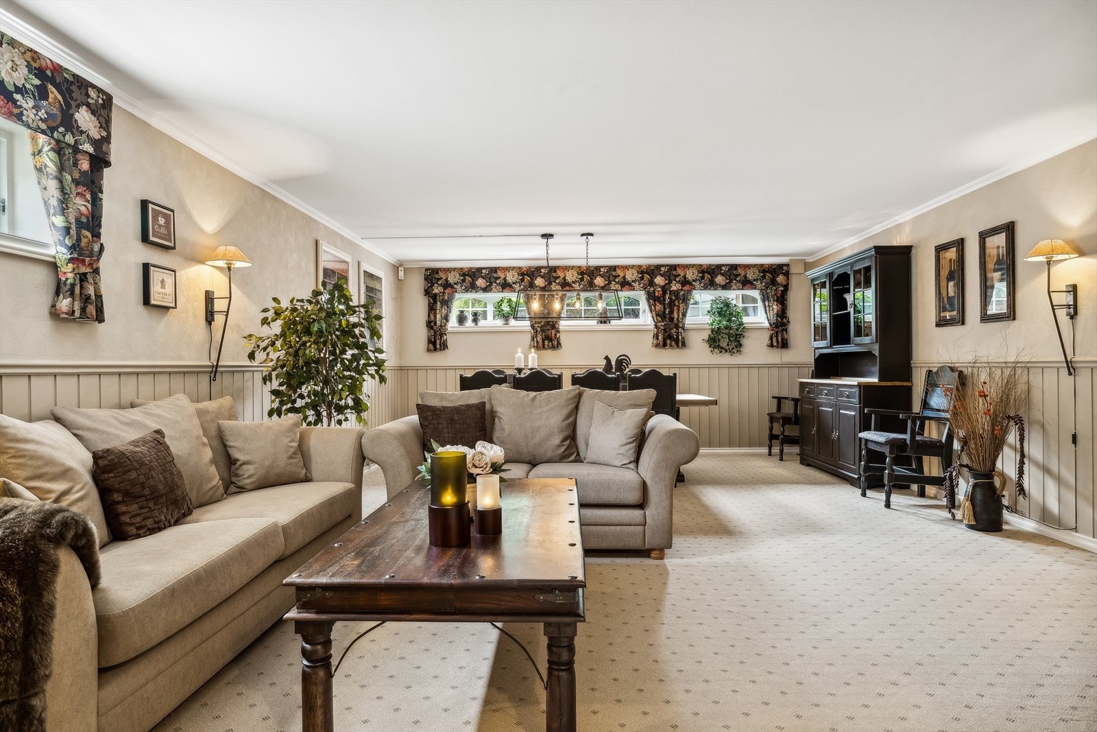 Svært romslig kjellerstue. Galleribilde