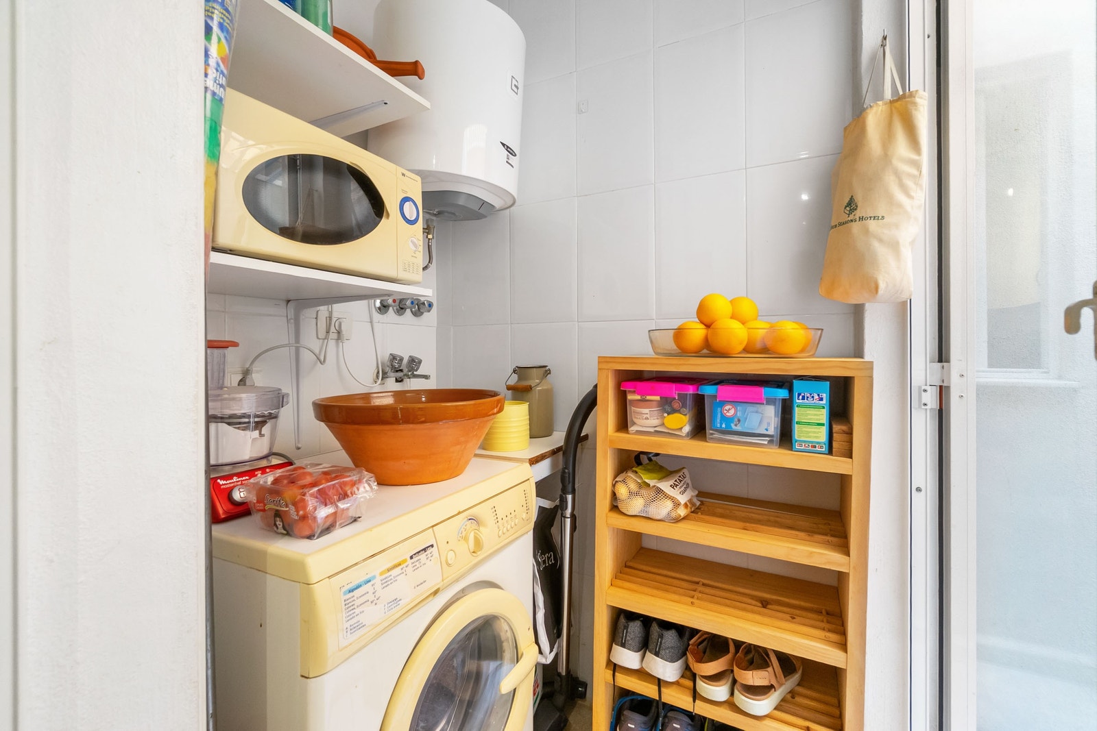 Bod/vaskerom ved kjøkkenet Galleribilde