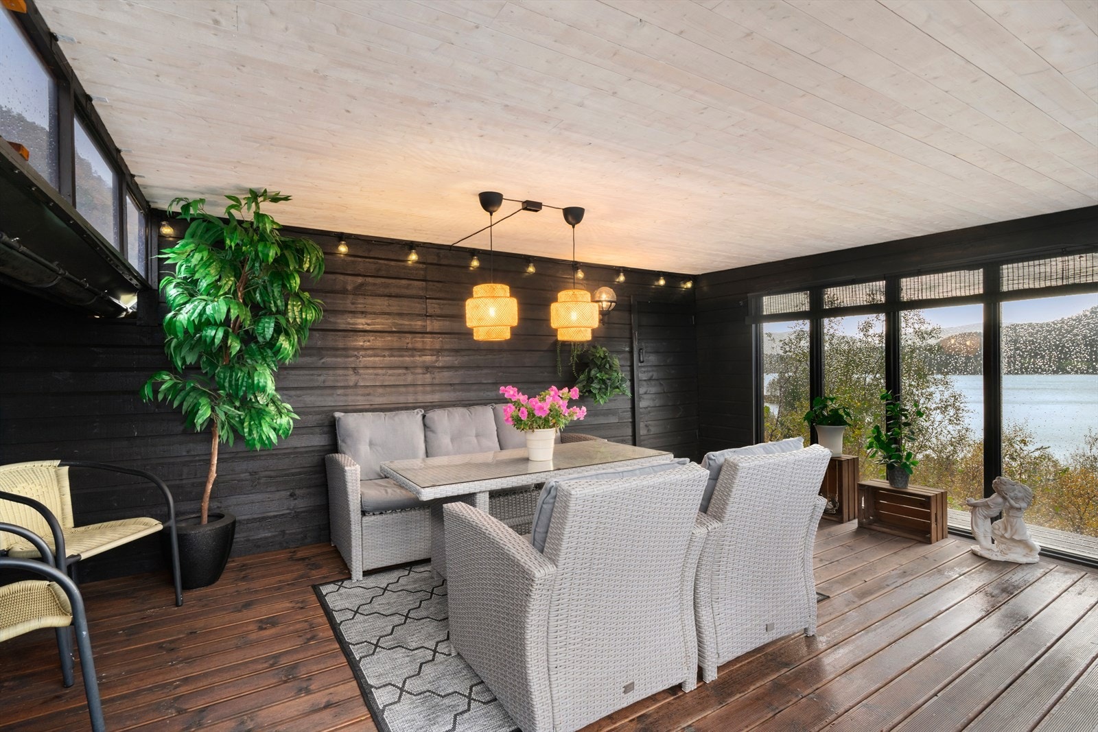 Her kan man nyte uteliv uansett vær og vind. Galleribilde