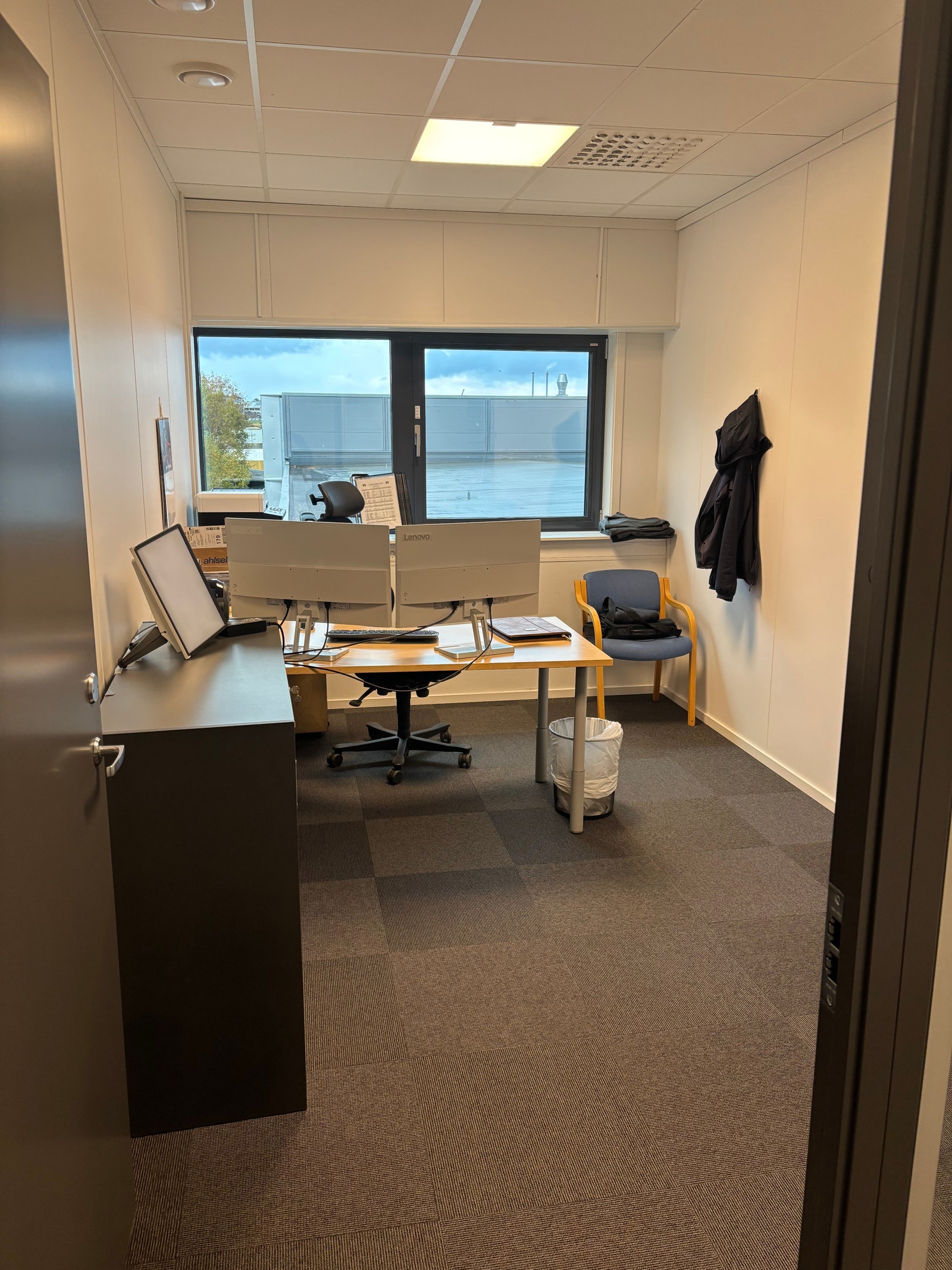 Kontor E Galleribilde