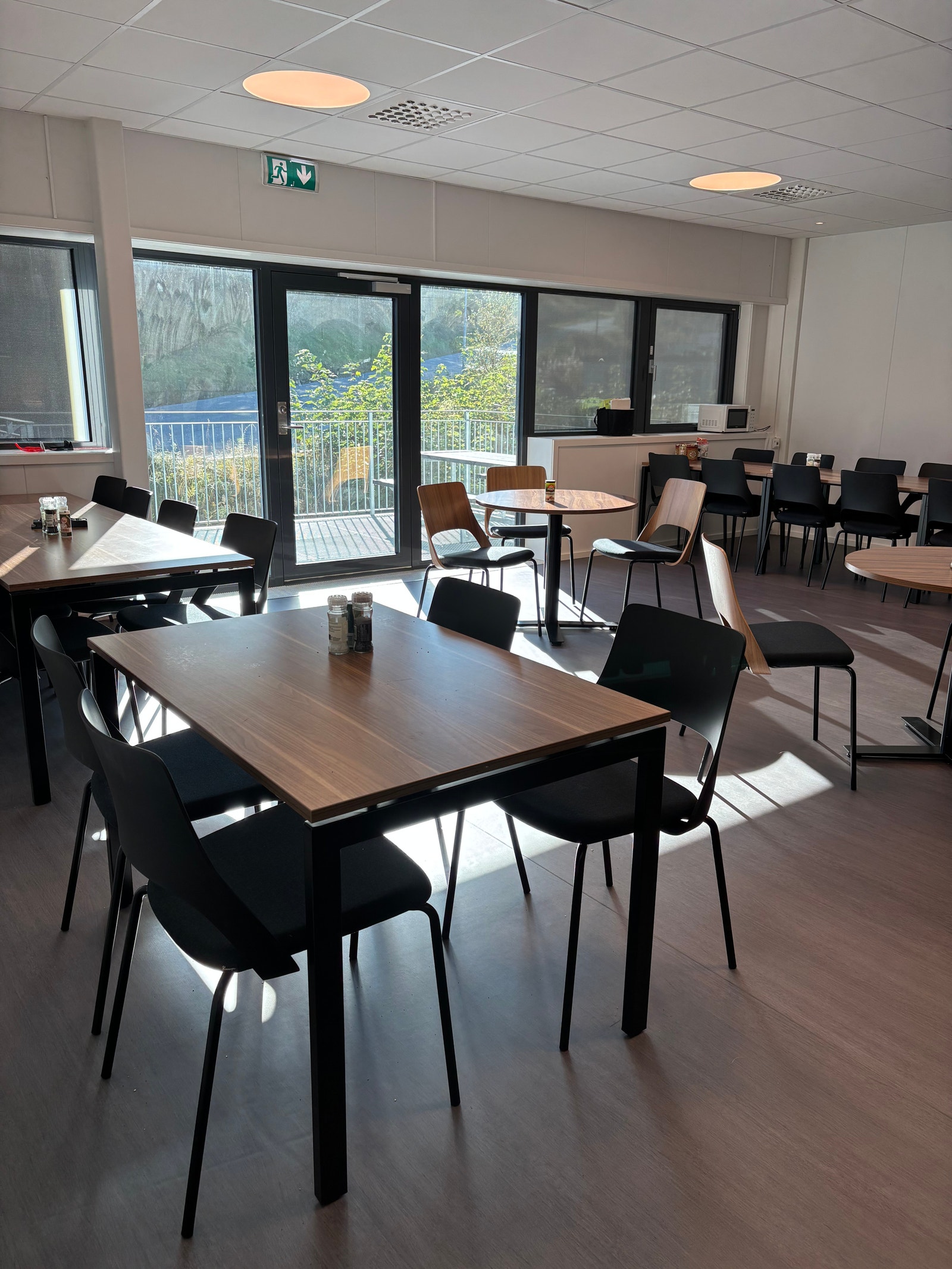 Felles kantine i 3 etasje Galleribilde