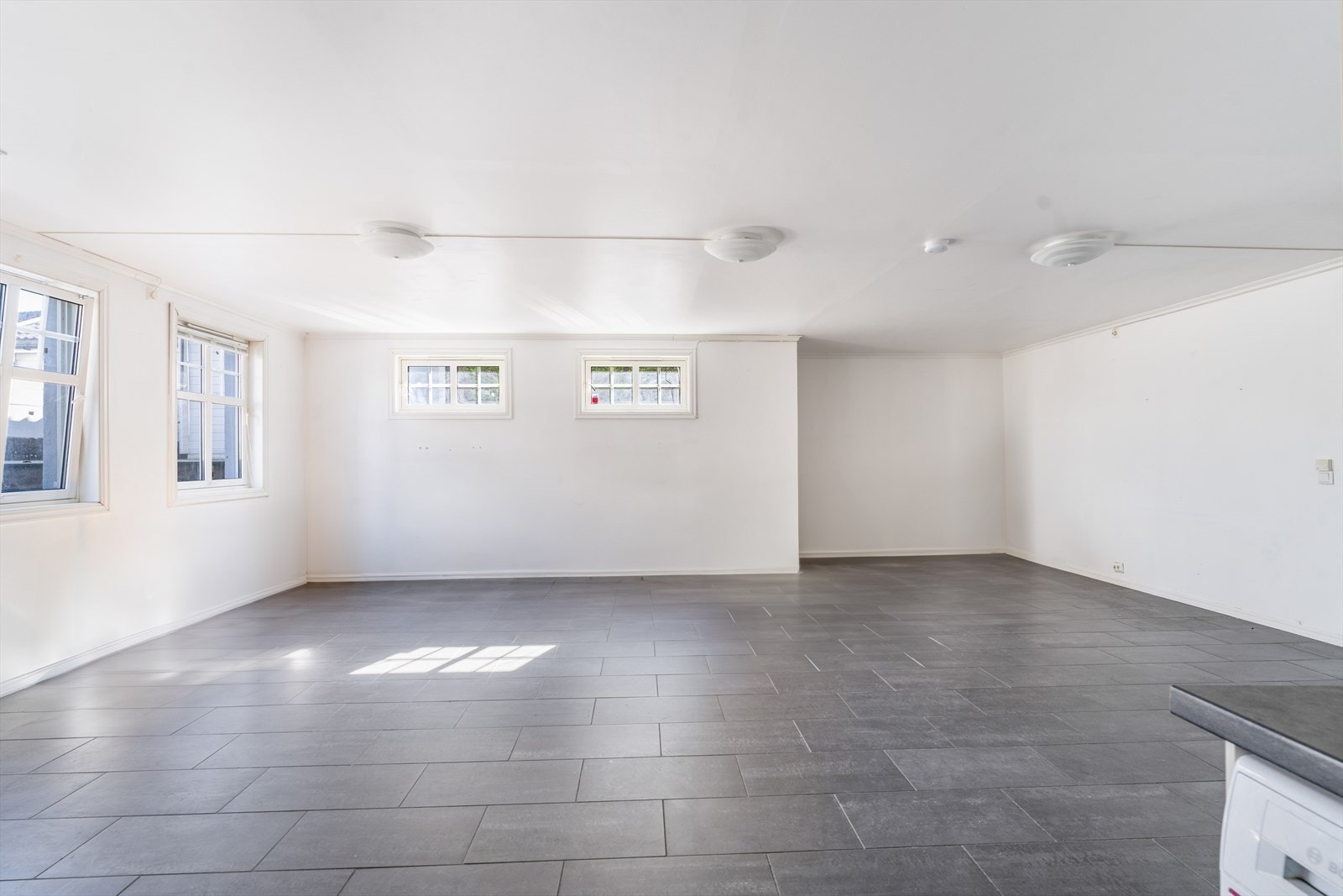 Rom innredet i u. etasje (ikke godkjent) Galleribilde