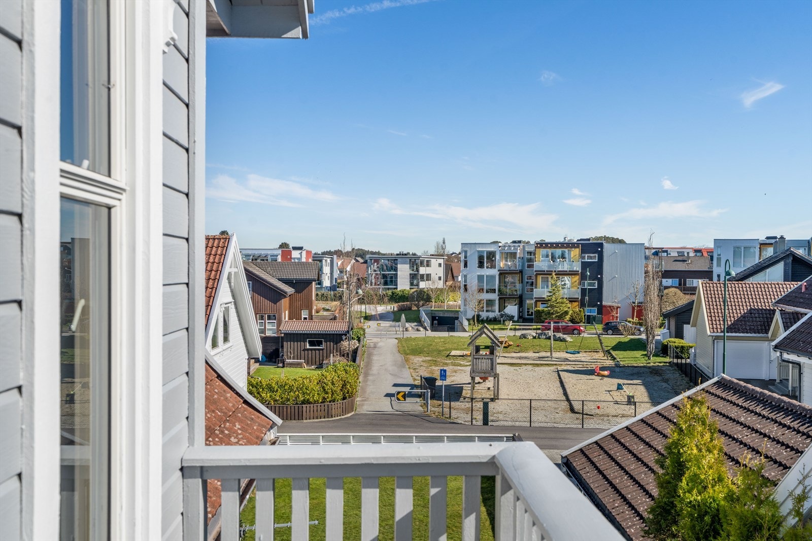 Balkong fra loftstue Galleribilde