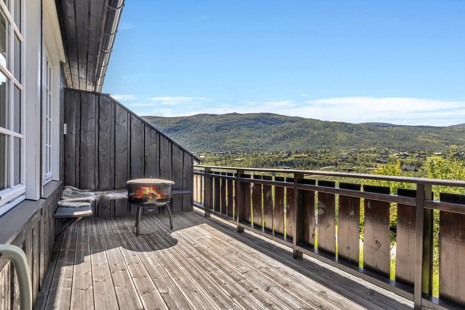 - Uteplassene er like fantastisk på kveldstid som på dagtid - Galleribilde