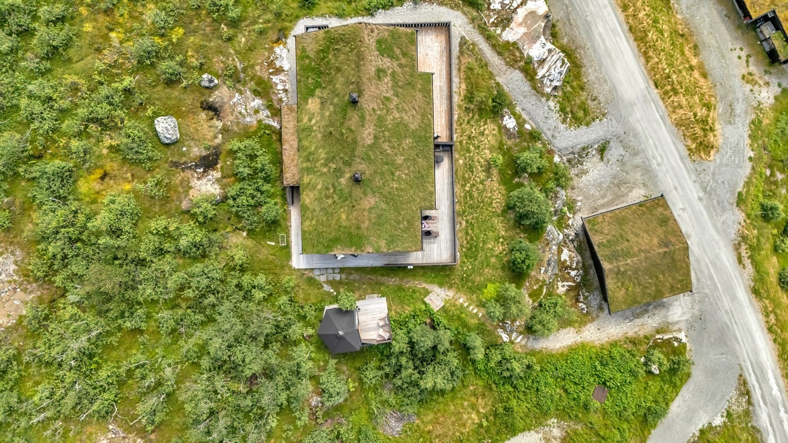 - Området er det perfekte utgangspunktet for de som ønsker å oppleve noen av Norges mest uberørte naturområder - Galleribilde