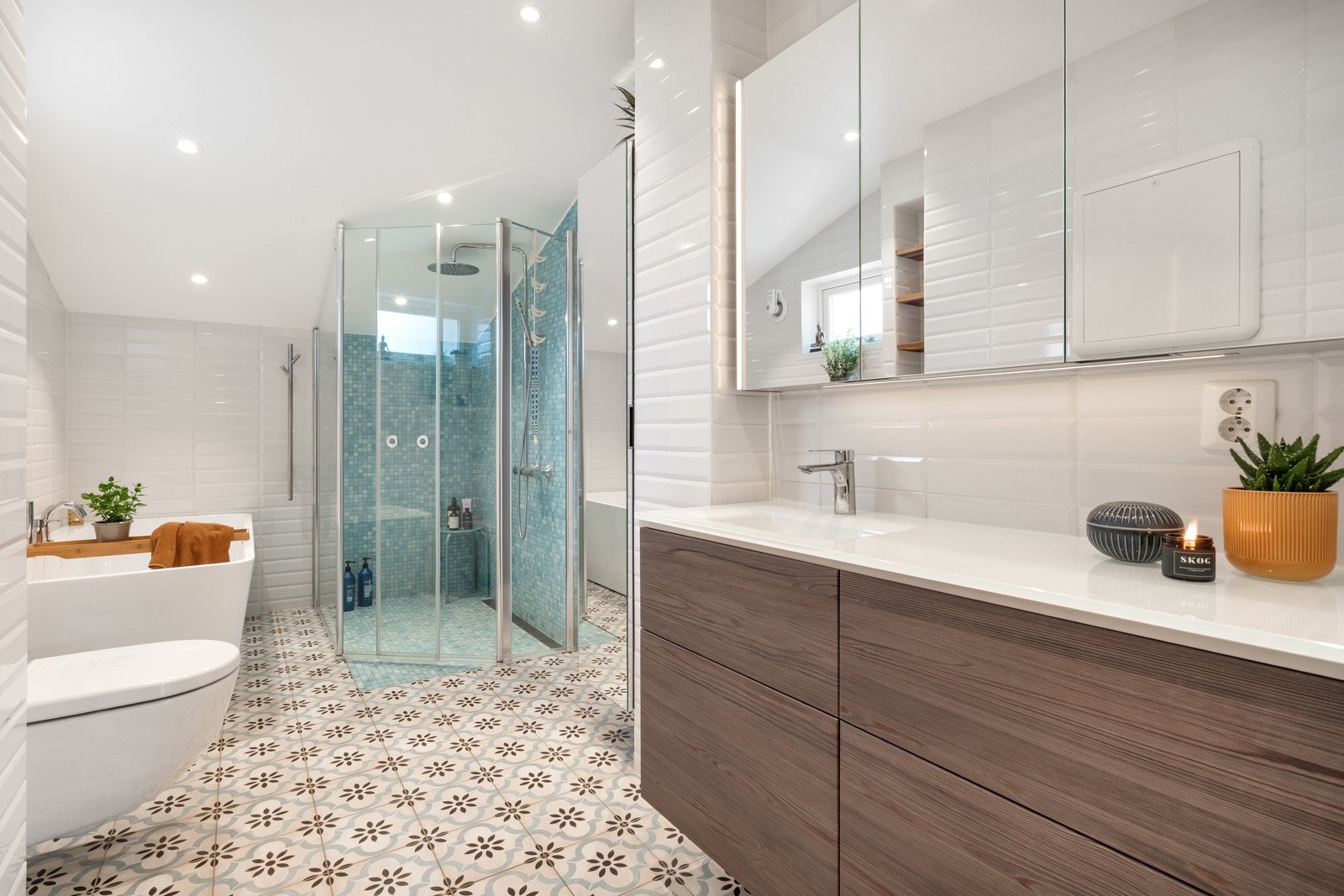 Badet er virkelig flott! Dette rommet ble også fornyet i 2018 Galleribilde