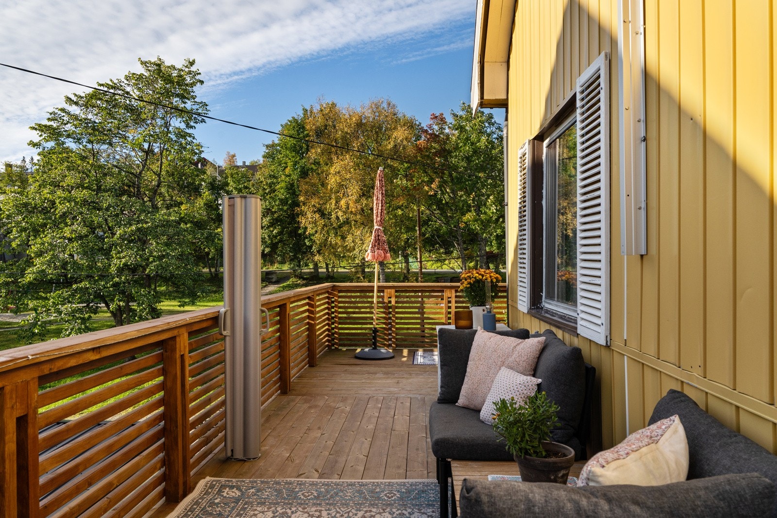 Her nytes sola store deler av dagen Galleribilde