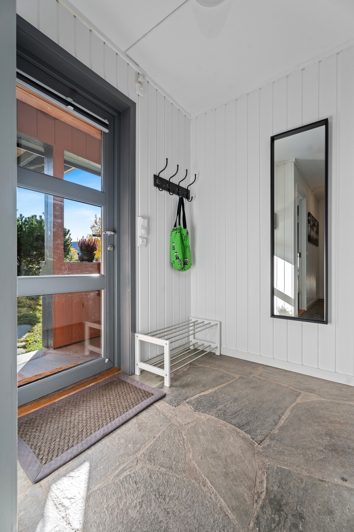 Entré. Galleribilde