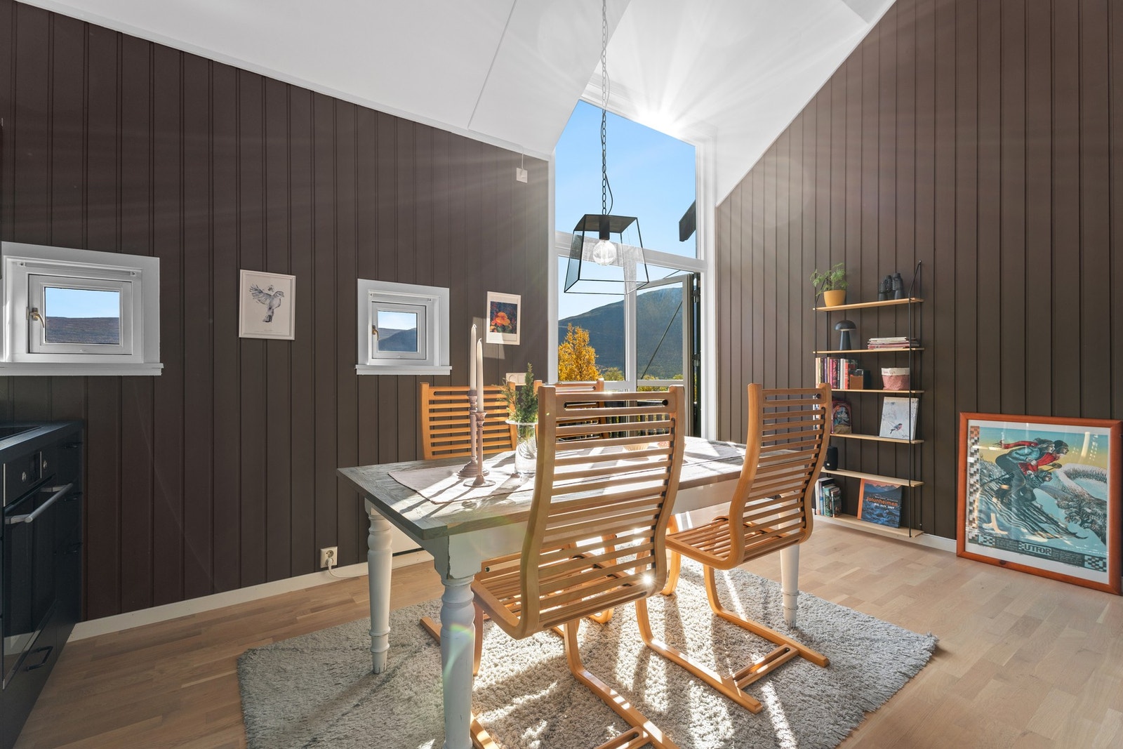 Spisestue. Galleribilde