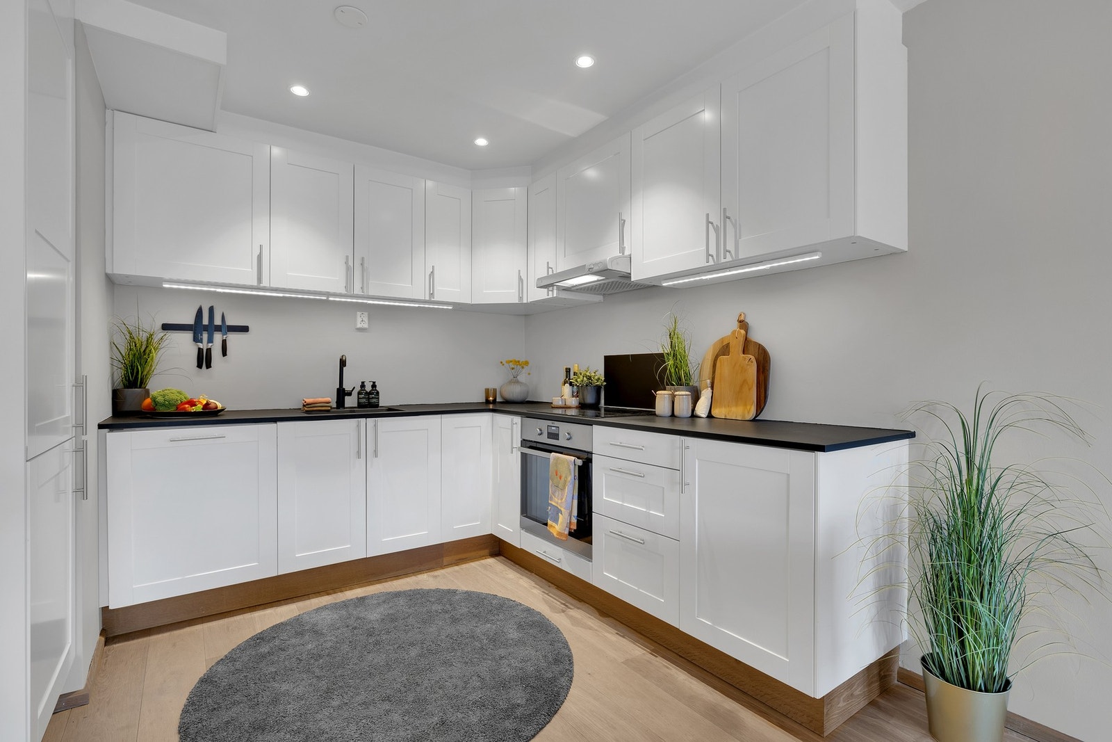 Leiligheten har blitt godt tatt vare på, noe som også gjenspeiles i takstmannens tilstandsrapport. Galleribilde