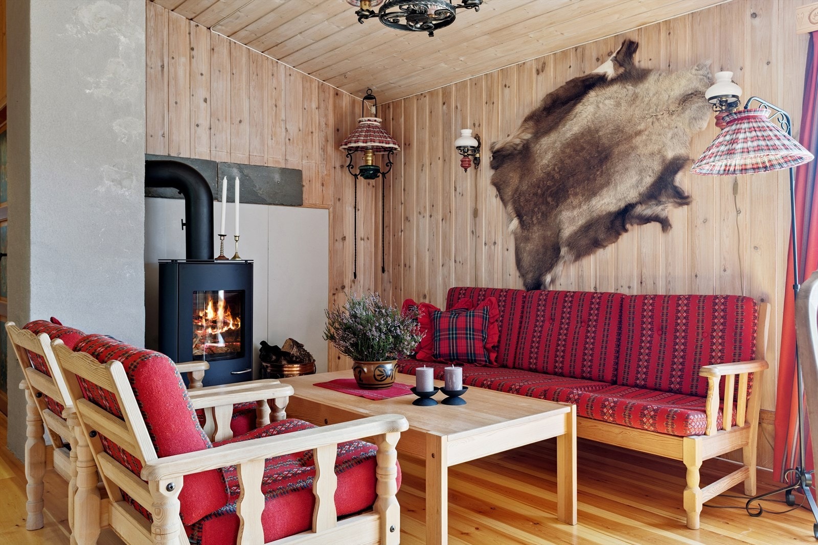 - Peisovn (ny i 2009) sørger for en behagelig innetemperatur selv på de kaldeste vinterdagene - Galleribilde