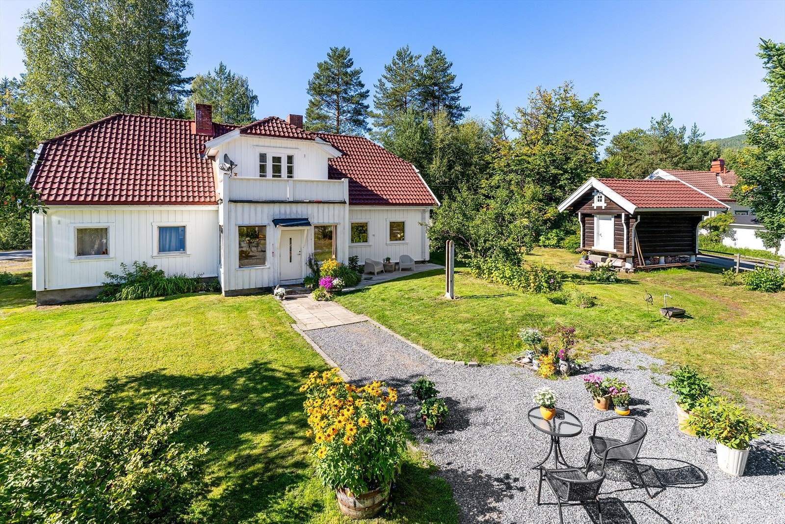 Velkommen til den helt spesielle eiendommen i Bergmannsveien 424! Galleribilde