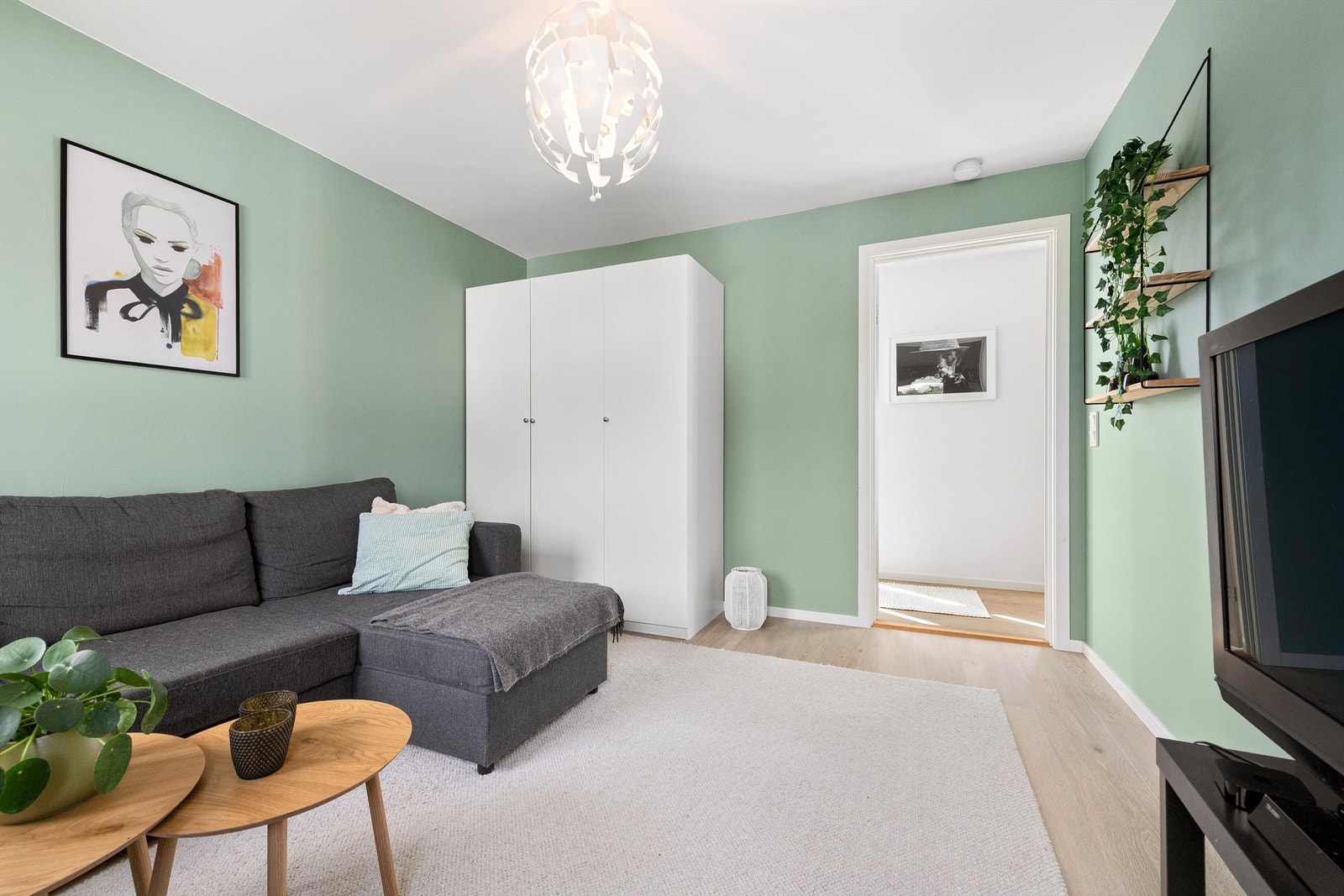 Fra soverom 4/tv-stue mot gang Galleribilde