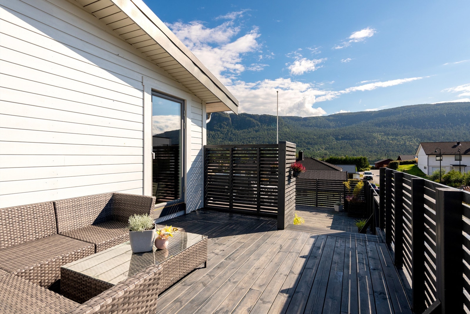 Deler av terrassen mot vest Galleribilde