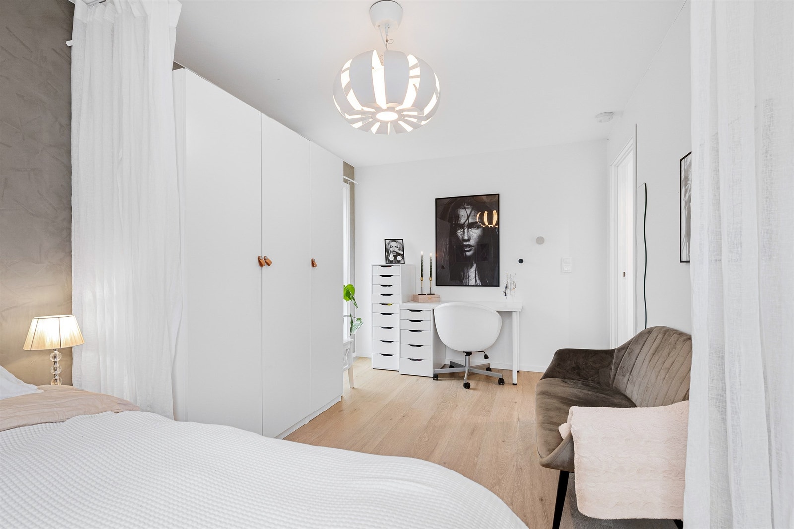 Soverom nr. 5 i hovedetasjen Galleribilde