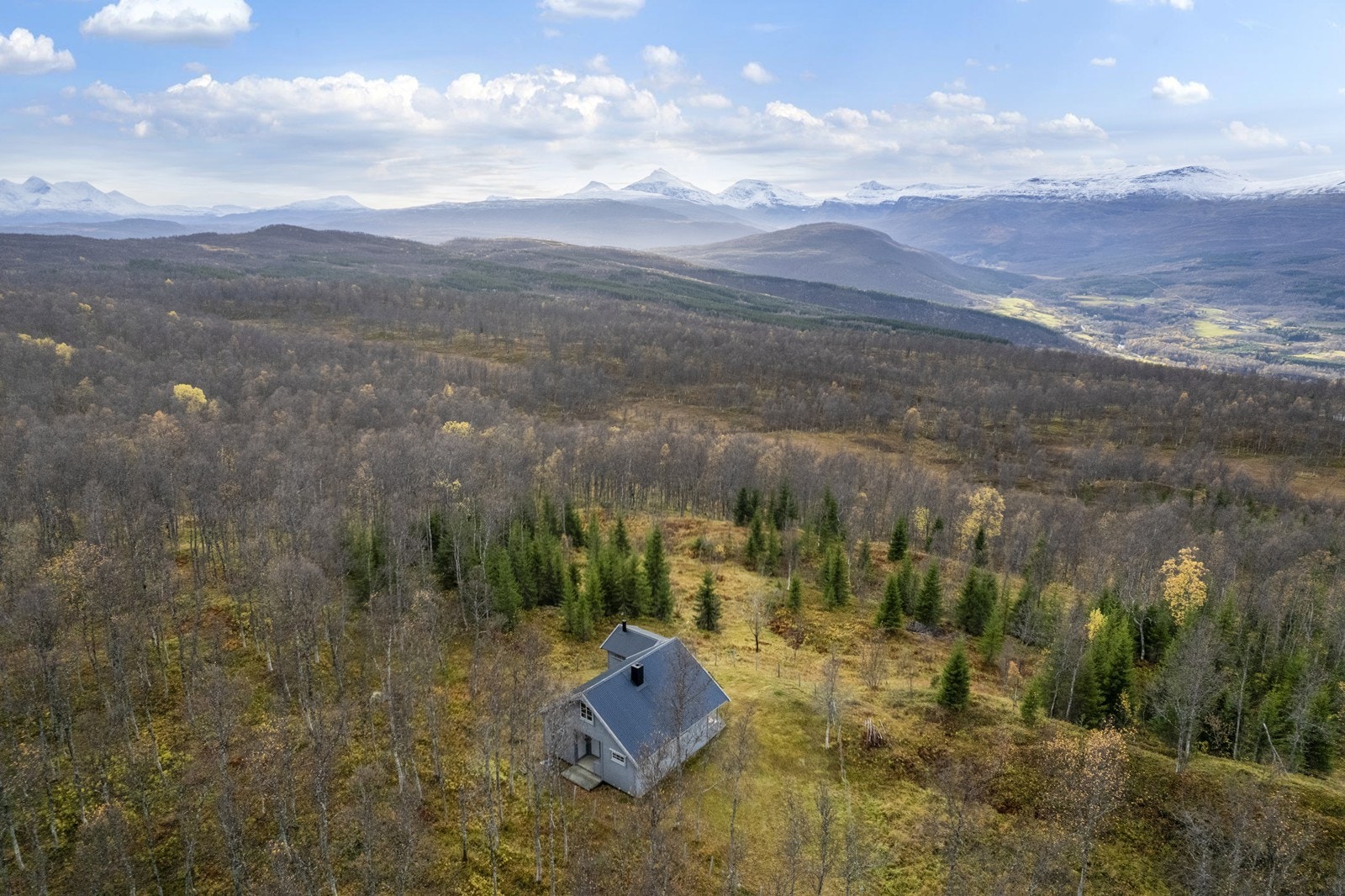 Her får du den klassiske hyttesjarmen med moderne komfort. Galleribilde