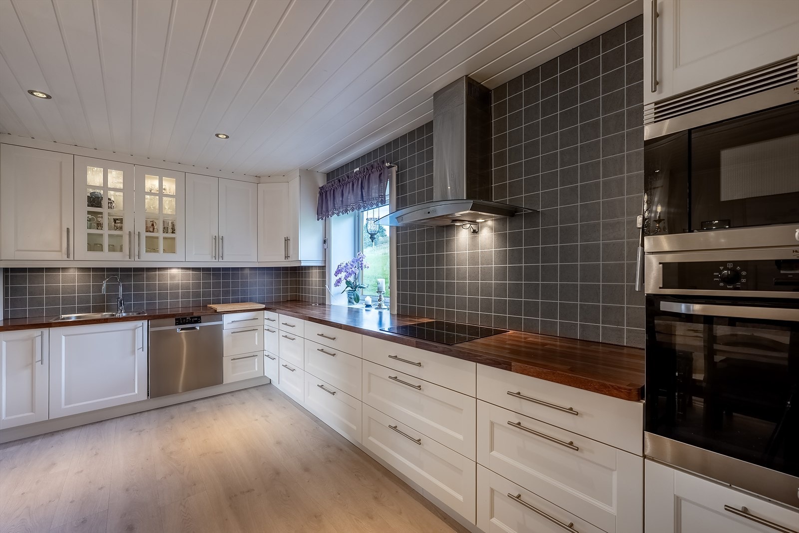 Kjøkken (1. etasje) Galleribilde