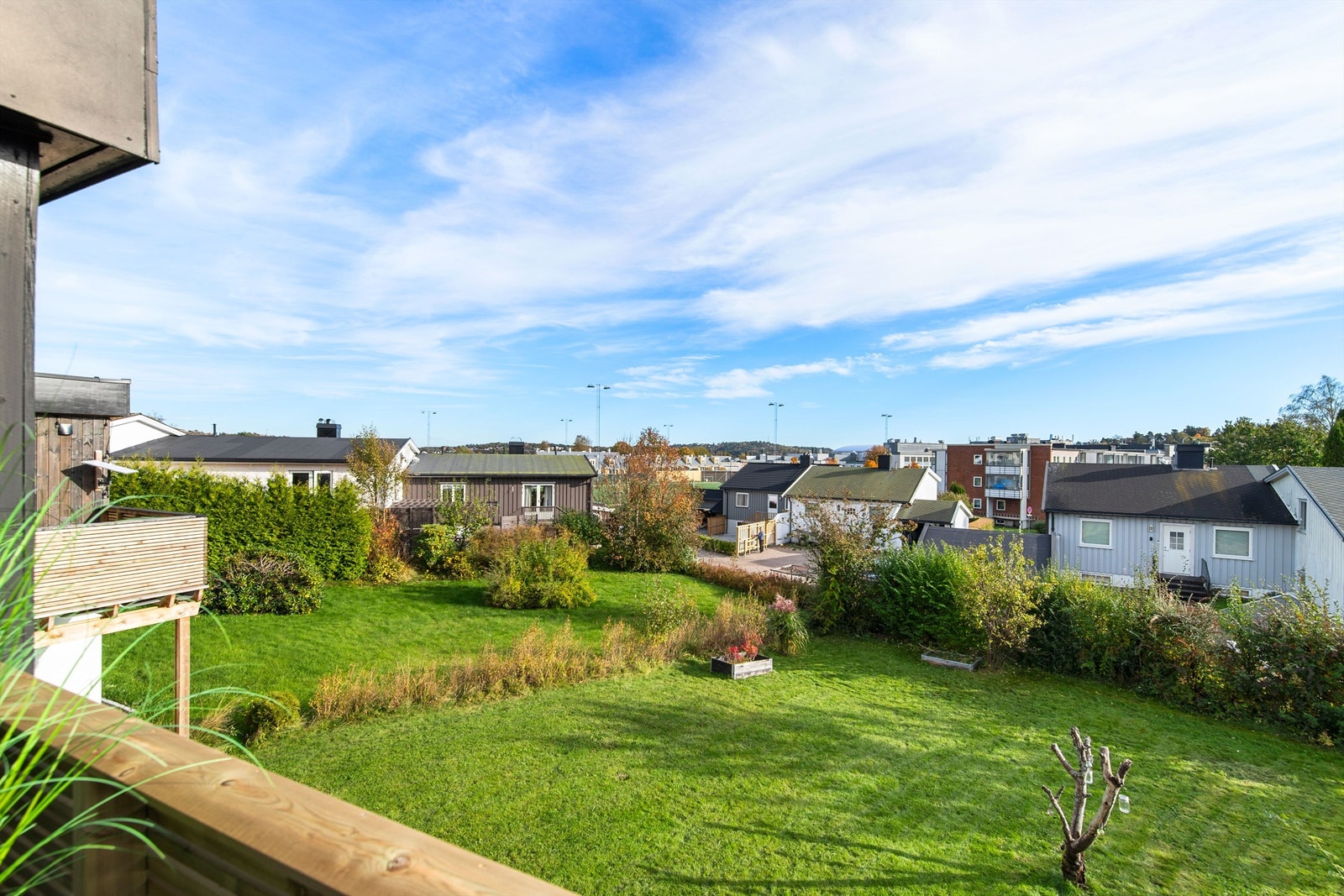 Utsikt til omkringliggende omgivelser fra balkongen Galleribilde