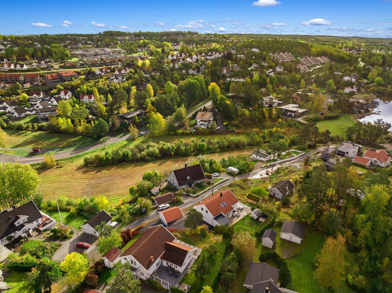 Et meget stille og rolig strøk med gangavstand ned til sentrum. Galleribilde