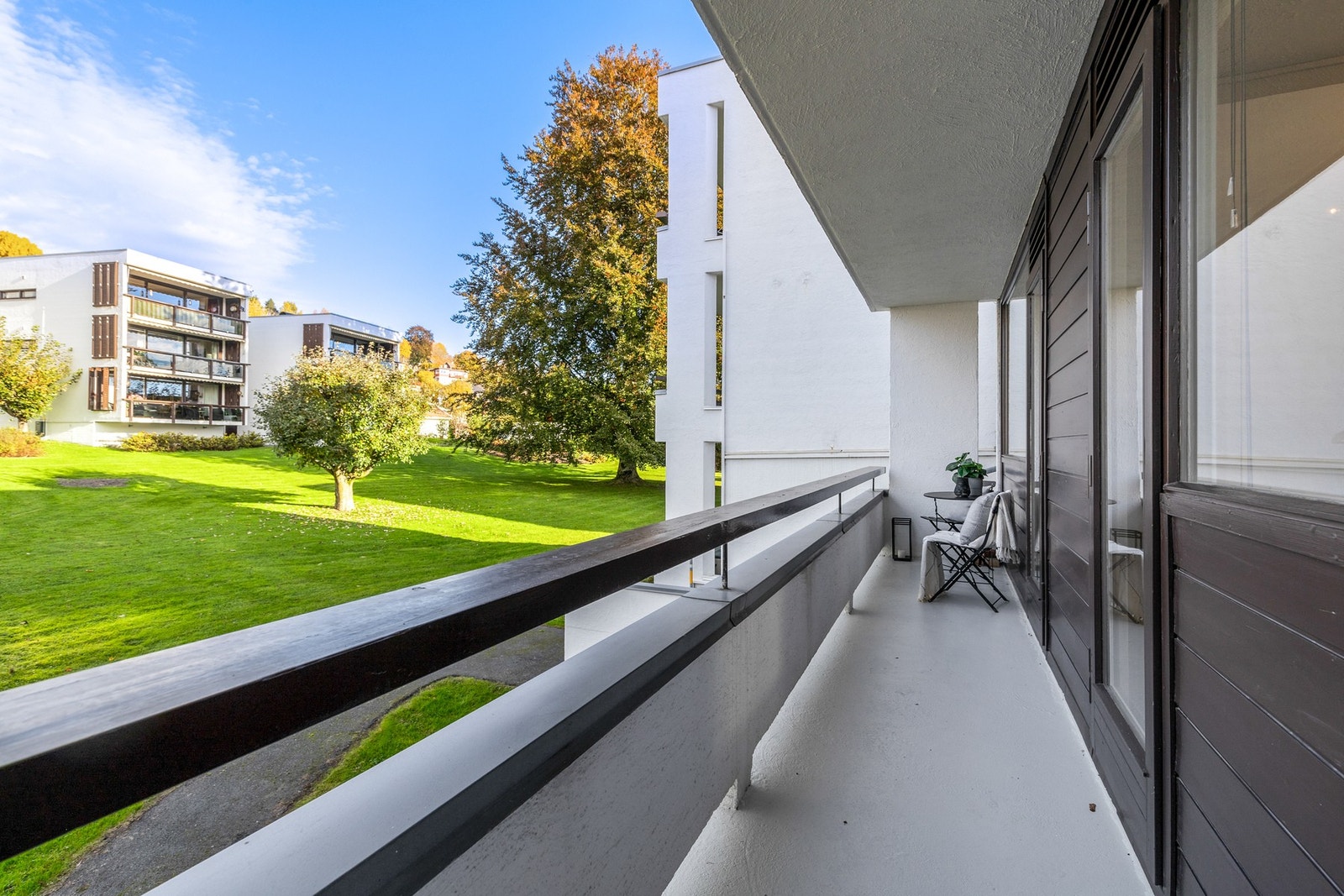 Nordvendt balkong Galleribilde