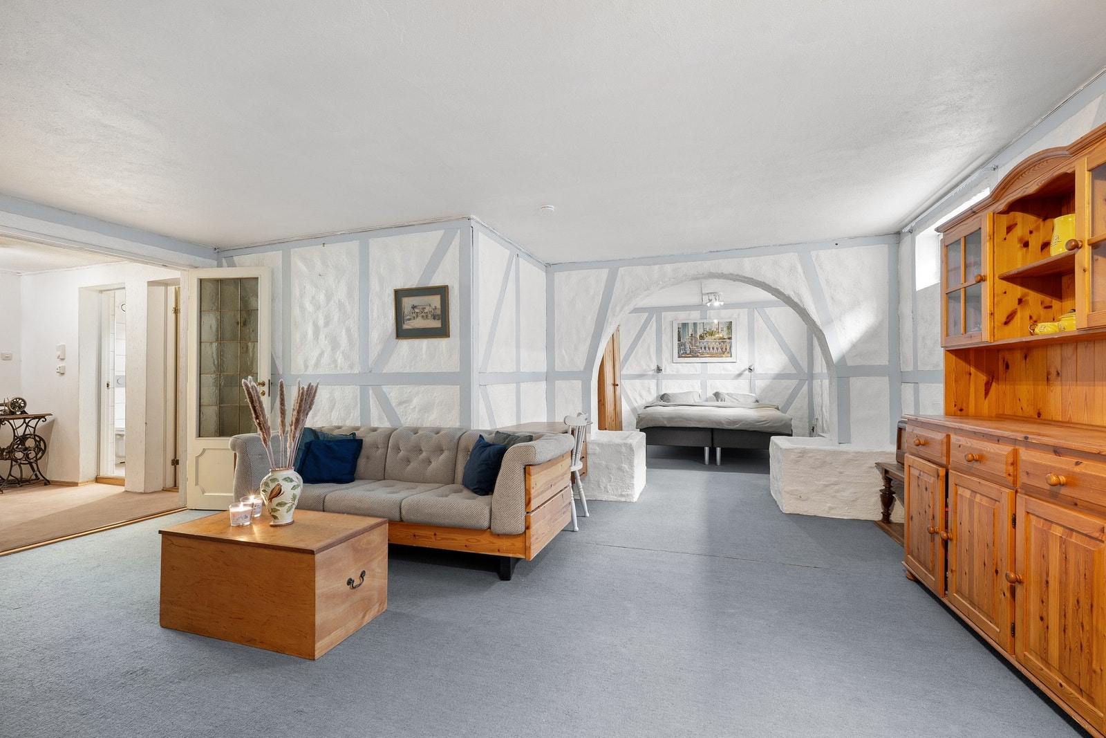 Her får du et stort og fleksibelt rom med mange bruks- og innredningsmuligheter. Galleribilde