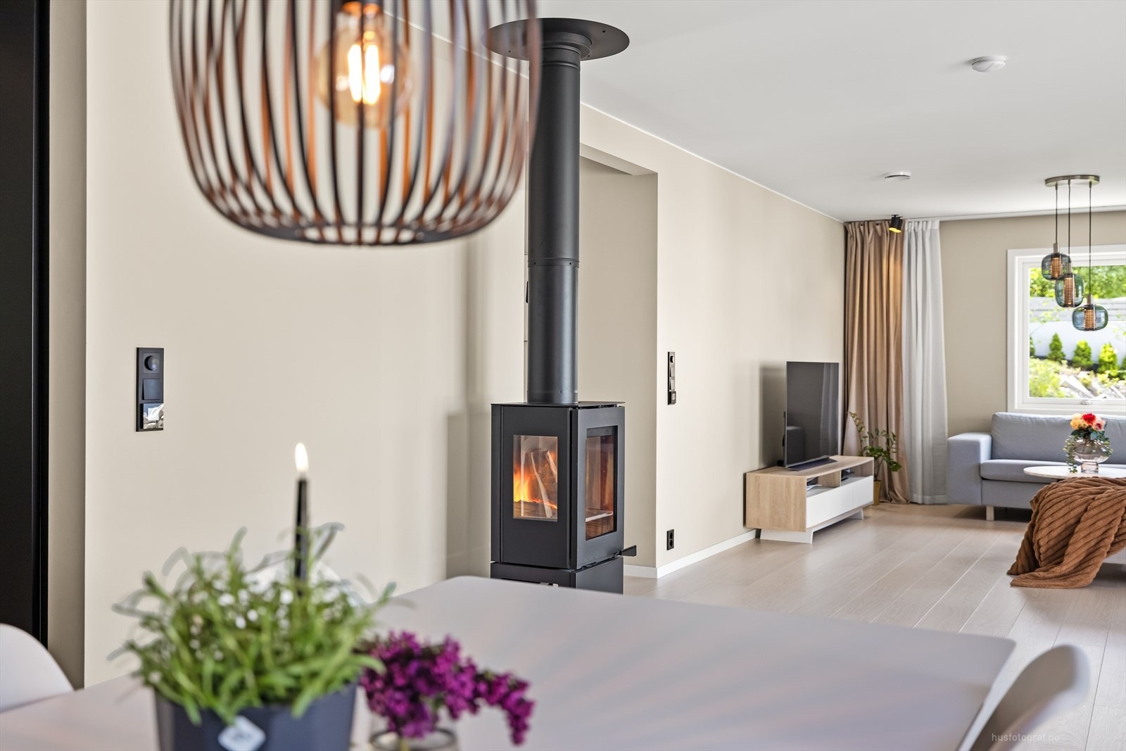 Peis i boligen. Galleribilde