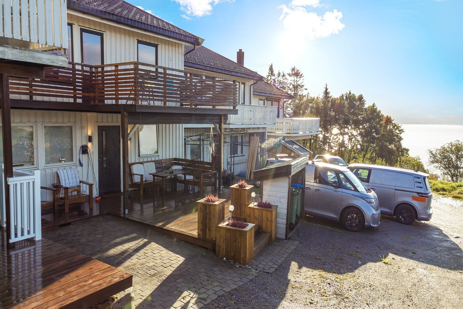 Uteområde. Galleribilde