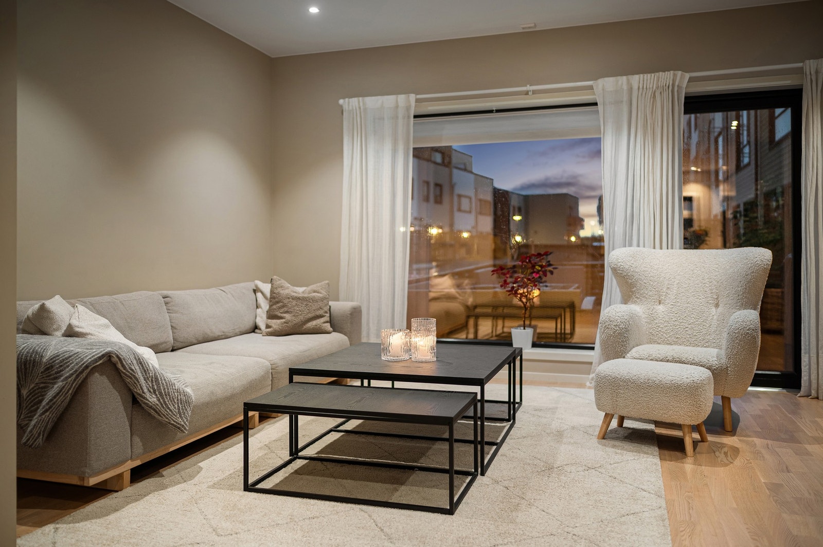 Boligen har utrolig god planløsning og flott beliggenhet i feltet. Galleribilde