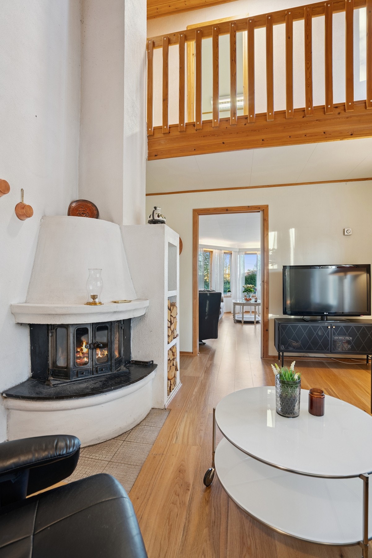 Her er det åpent opp til 2 etg Galleribilde