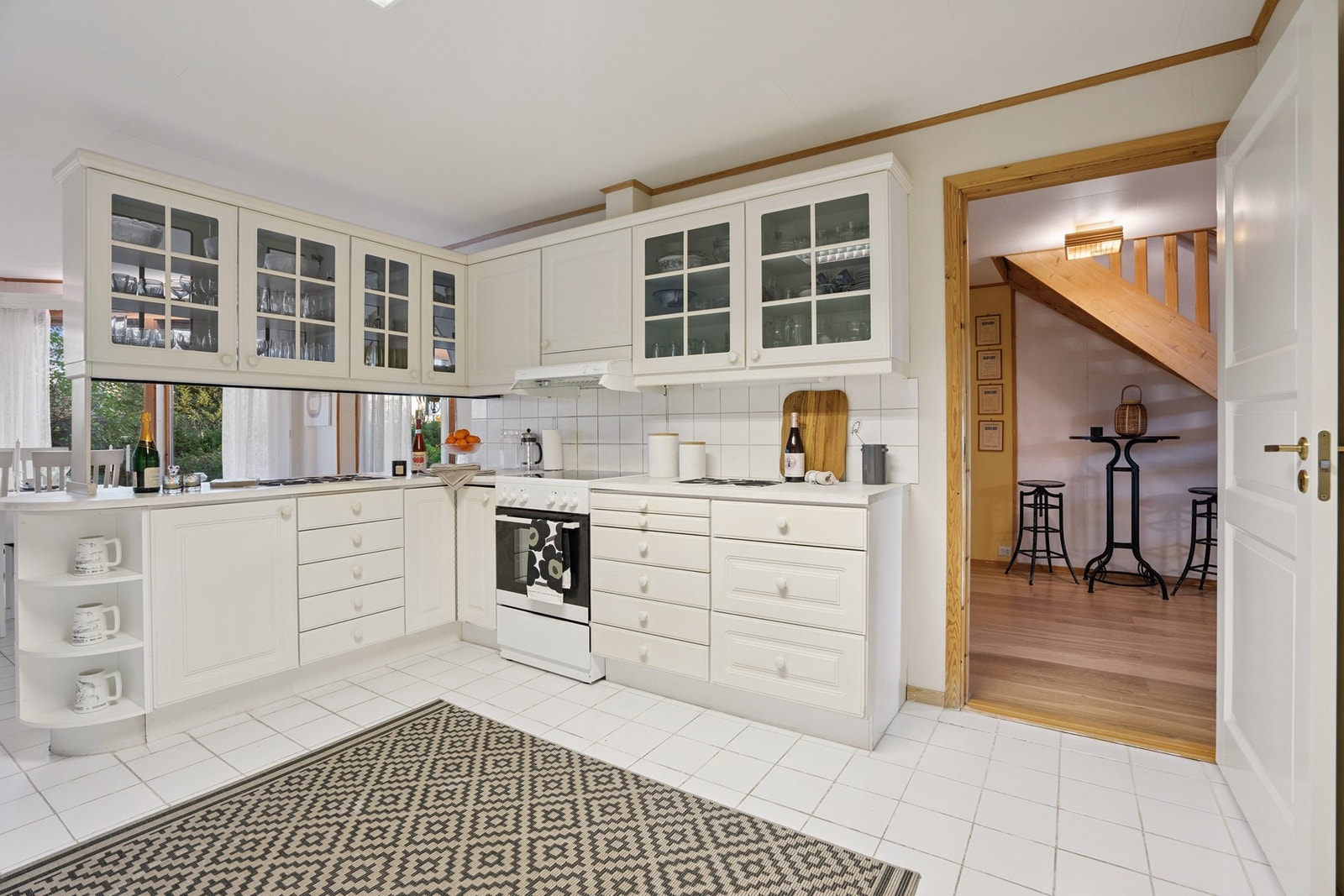 Inngang til kjøkken fr entreen Galleribilde