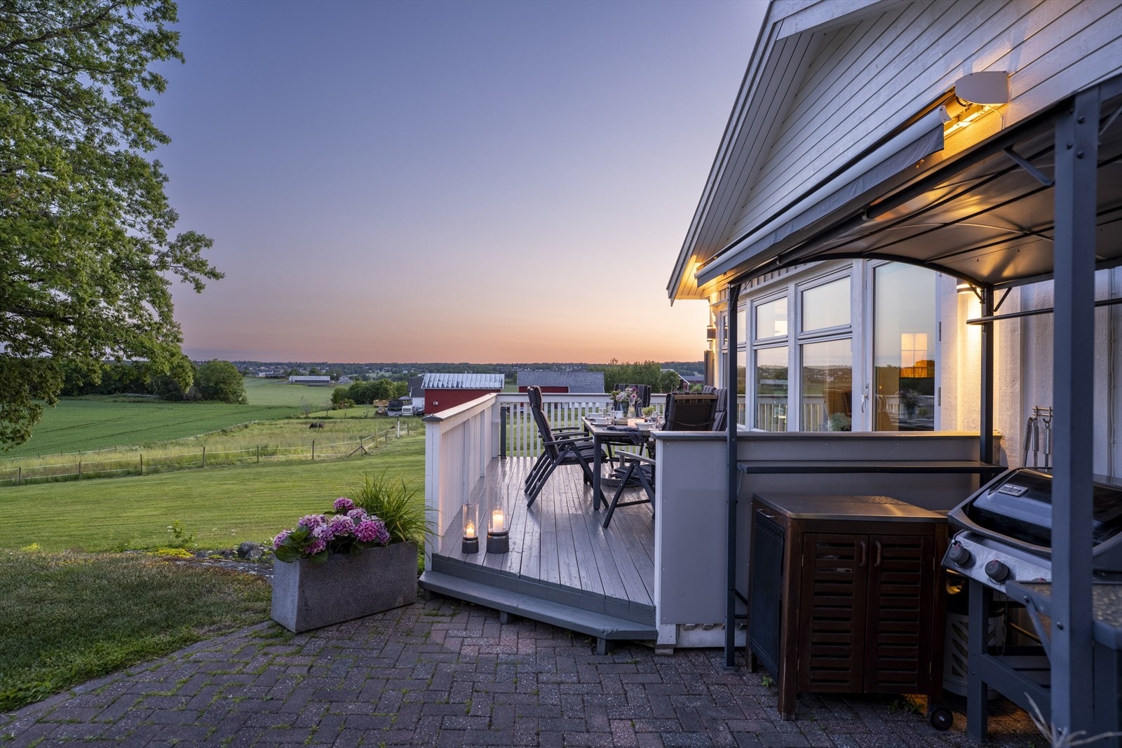 Treterrassen er tilknyttet den påbygde delen/hybeldelen Galleribilde