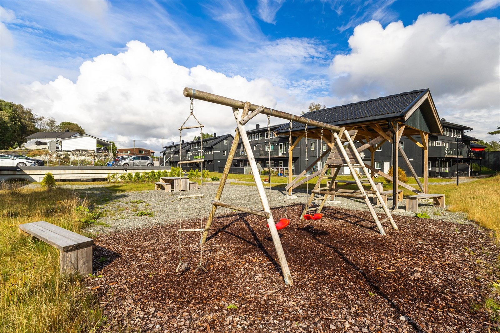 Flott lekeplass på sameiets fellesarealer Galleribilde