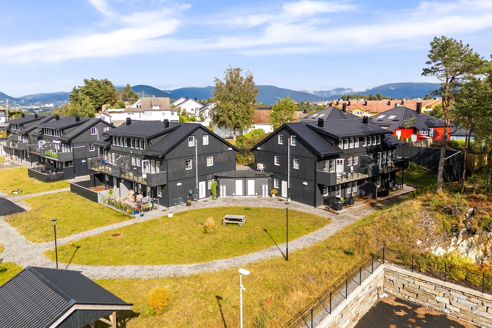 Bygget er fra 2022 og har gjennomgående høy standard | Rør-i-rør | Balansert ventilasjon | Galleribilde