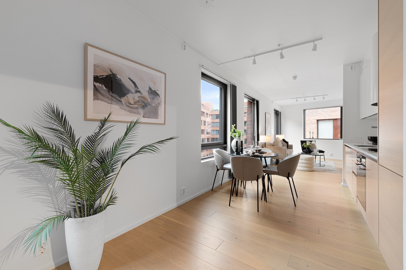 Plass til spisegruppe tilknyttet kjøkkenet Galleribilde