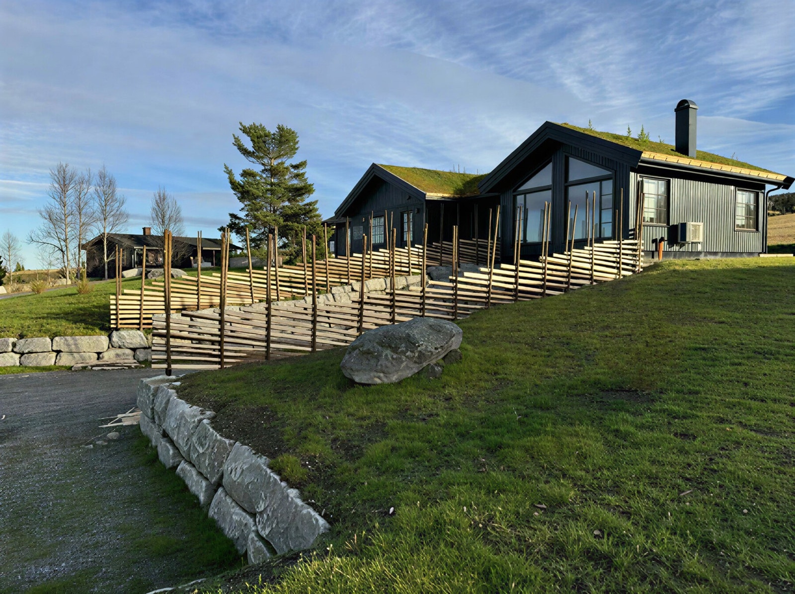 Pent oppsatt skigard nymontert Galleribilde