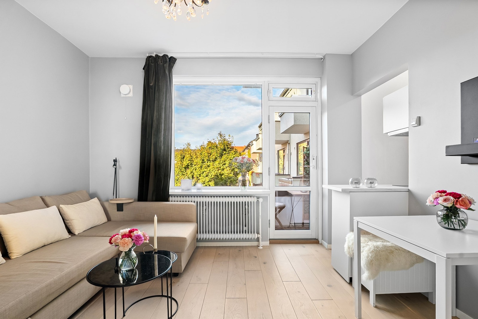 Sjarmerende leilighet med balkong inn mot bakgård tilbaketrukket på Majorstuen! Galleribilde