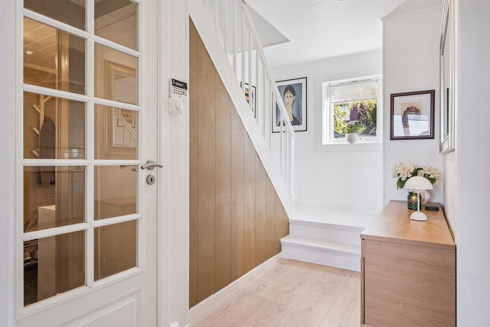 Trapperomsgang i 1 etg Galleribilde