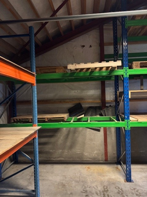 Sentralt lager til leie på Kjeller. Galleribilde