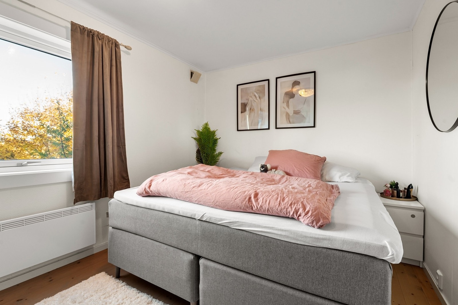 Soverom underetasje Galleribilde