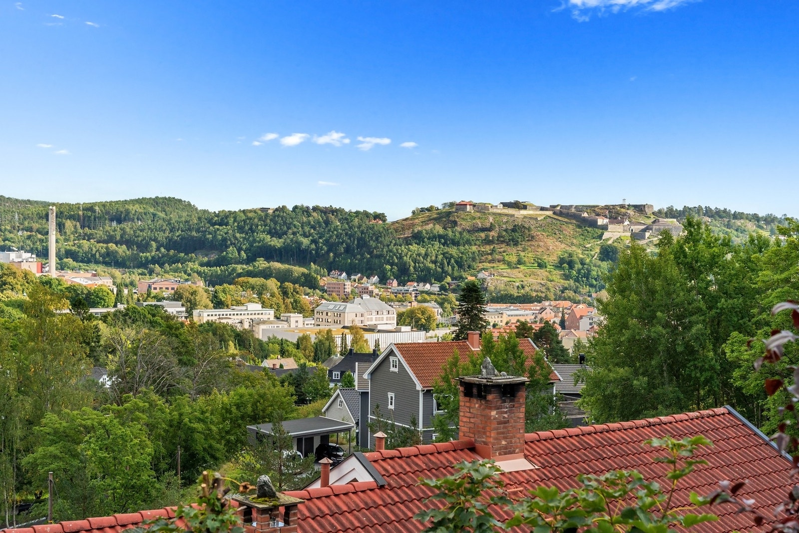 Utsiktsbilde over Halden og Fredriksten festning Galleribilde