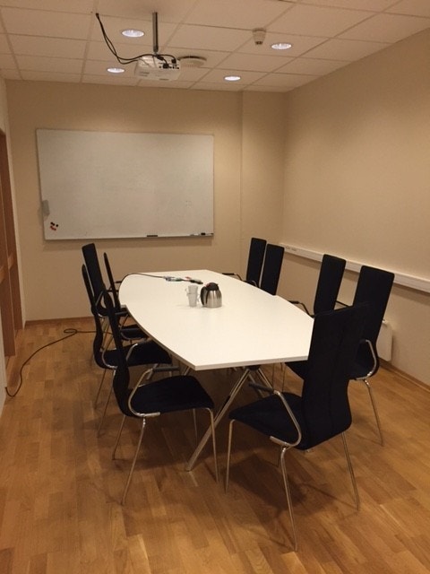 Middels stort møterom 2.etg, med flexibel løsning/skillevegg tilstøtende møterom Galleribilde
