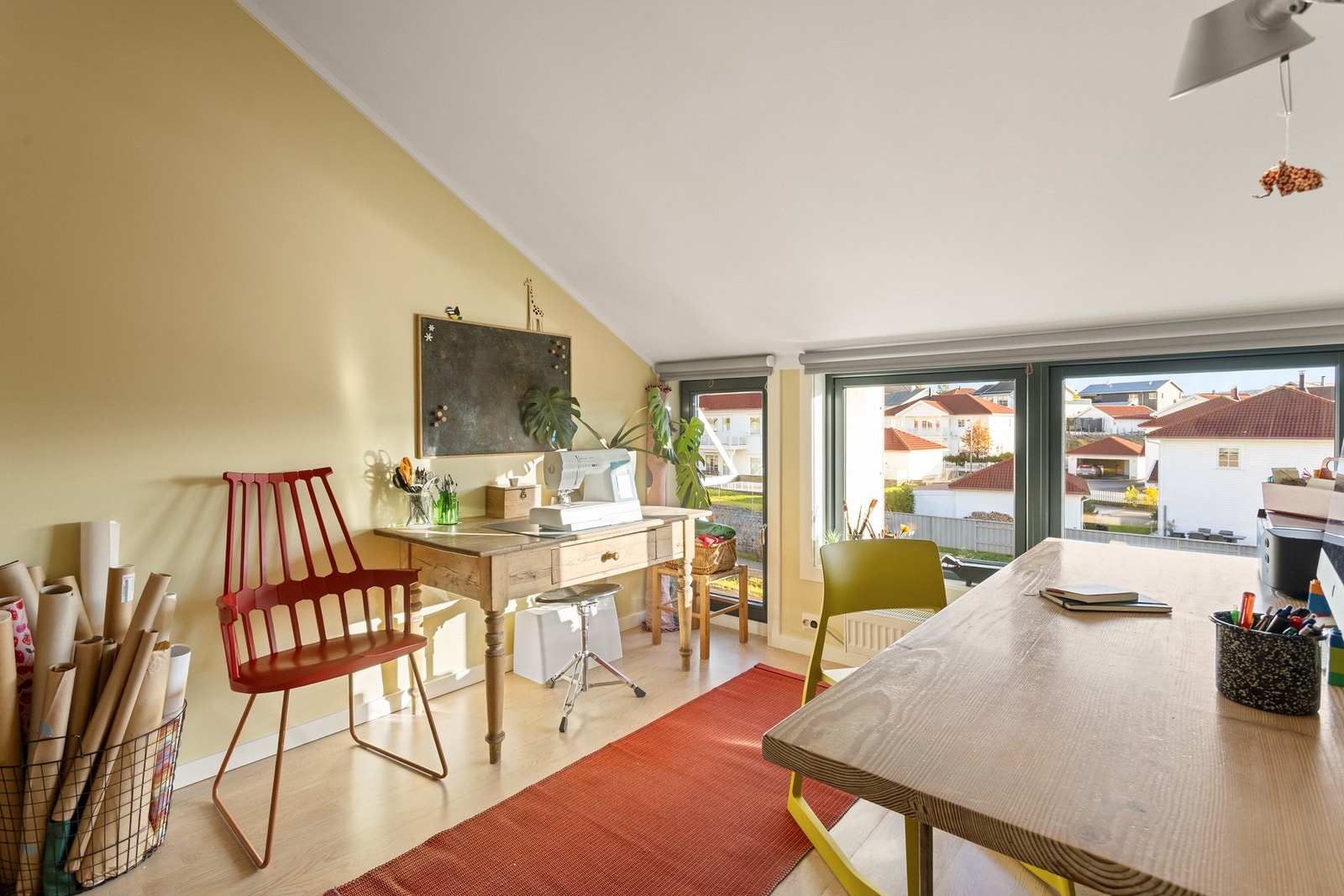 Rommet ligger vegg-i-vegg med boden i etasjen. Galleribilde