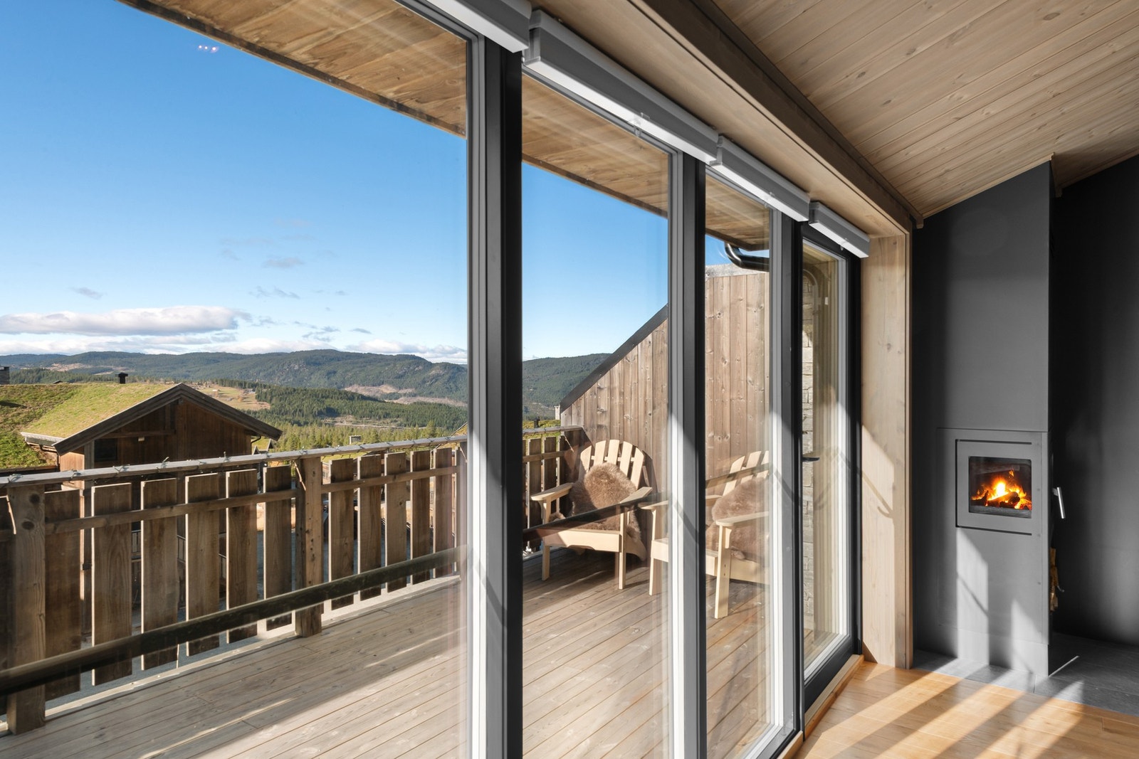 Utsikten fra stuen. Galleribilde