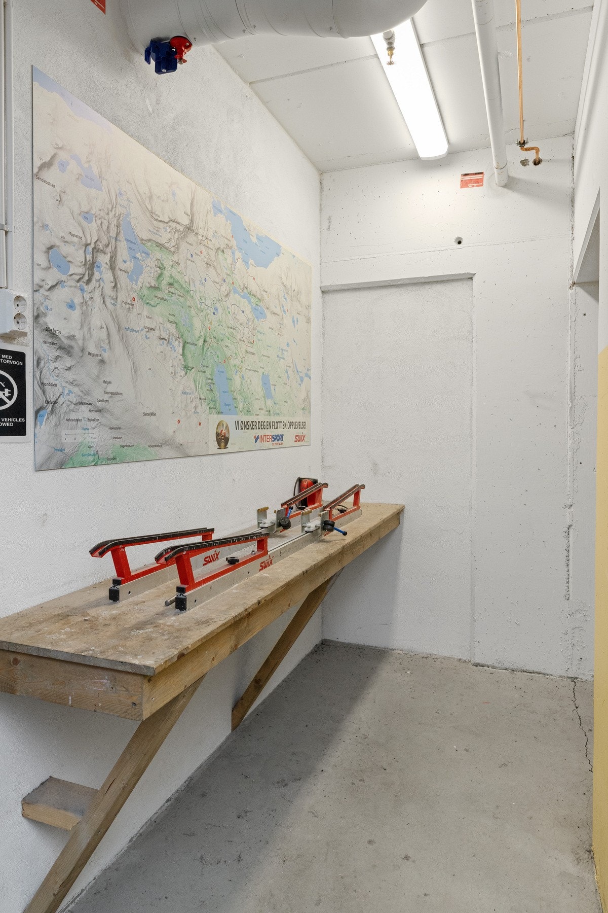 Felles smørebod. Galleribilde