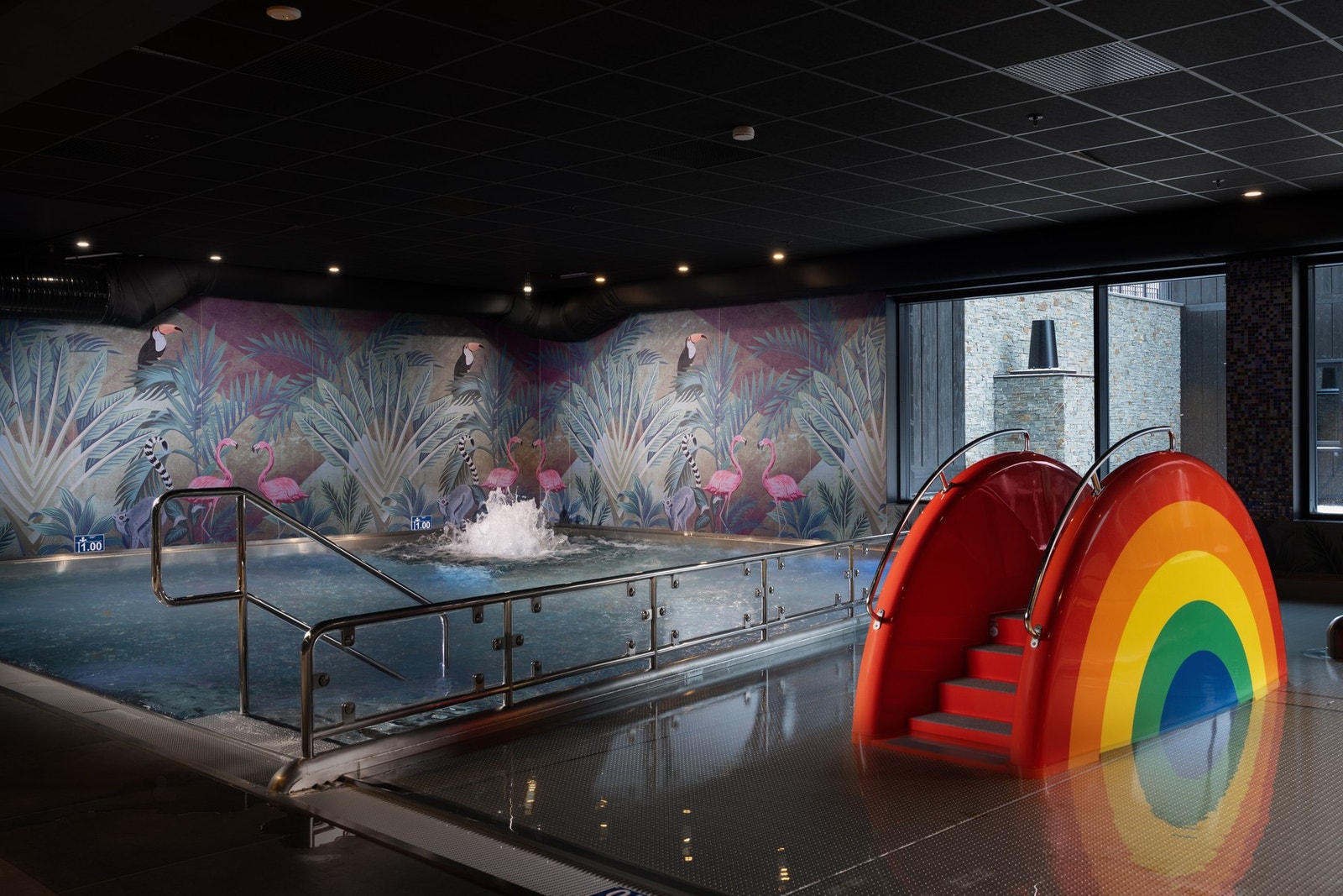 Barneavdelingen tilbyr to basseng med fossefall og fontener.
Foto: Riddergaarden Mountain Lodge - Beitostølen Galleribilde