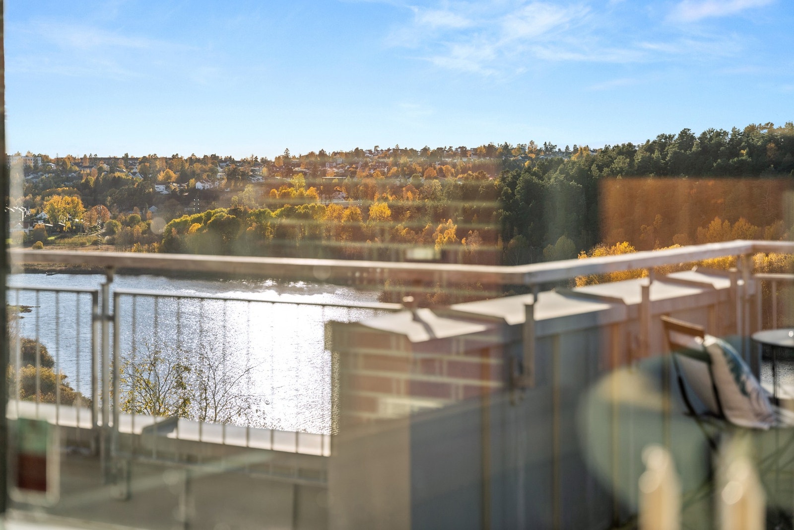 Flott terrasseleilighet med nydelig utsikt i rolige omgivelser på Oppsal. Galleribilde