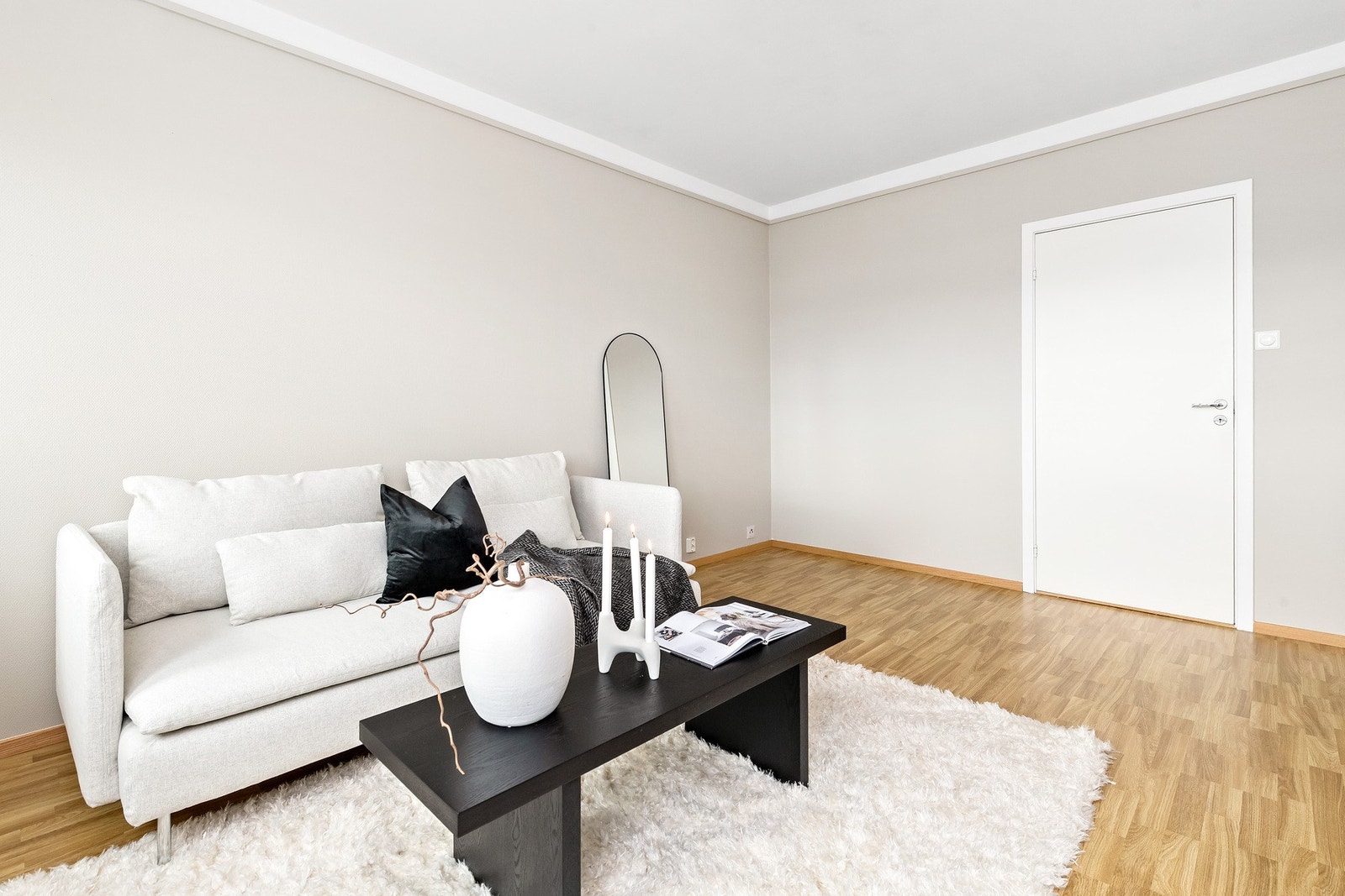 Stuen har god størrelse. Galleribilde