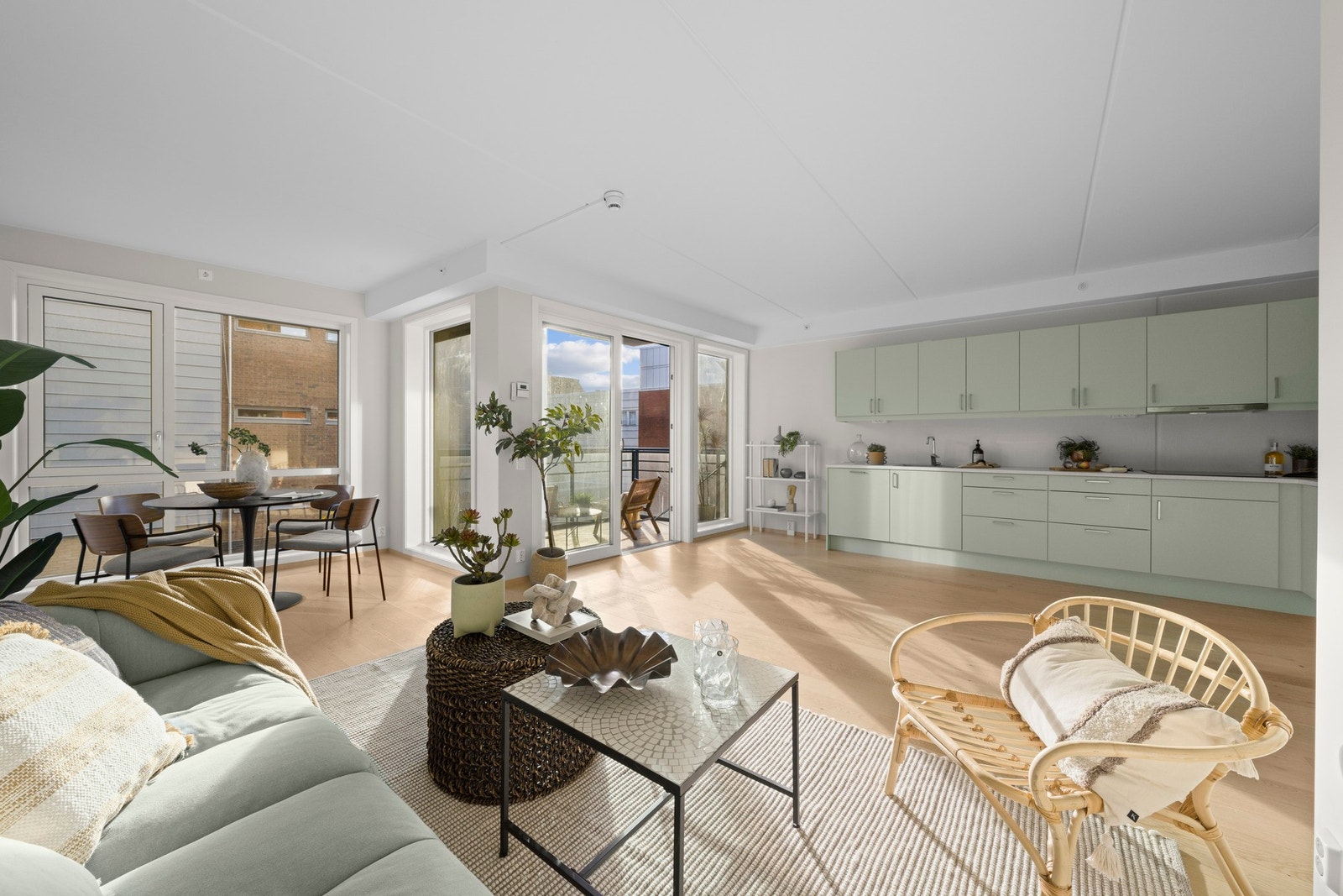 3-lags isolering i vinduer. Galleribilde