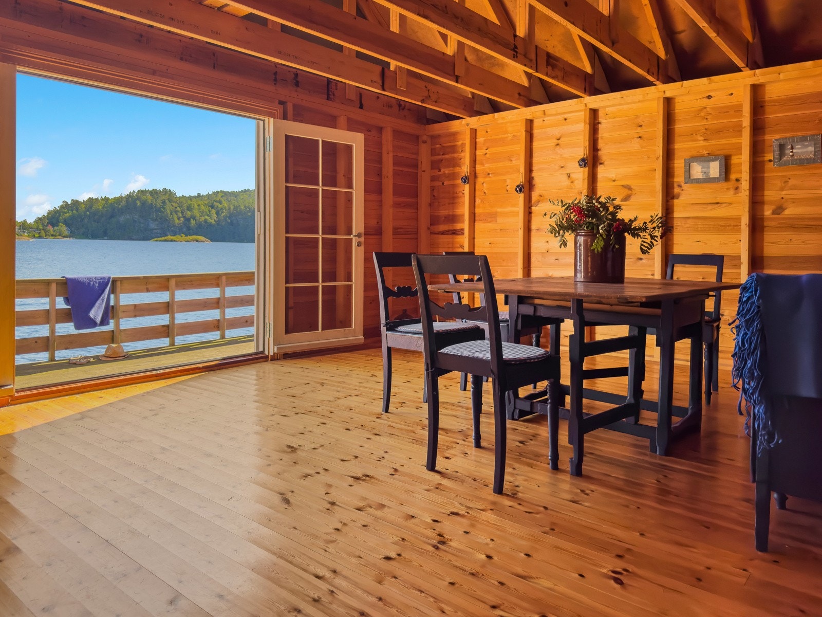 I sjøhuset kan du samle familie og venner! Galleribilde