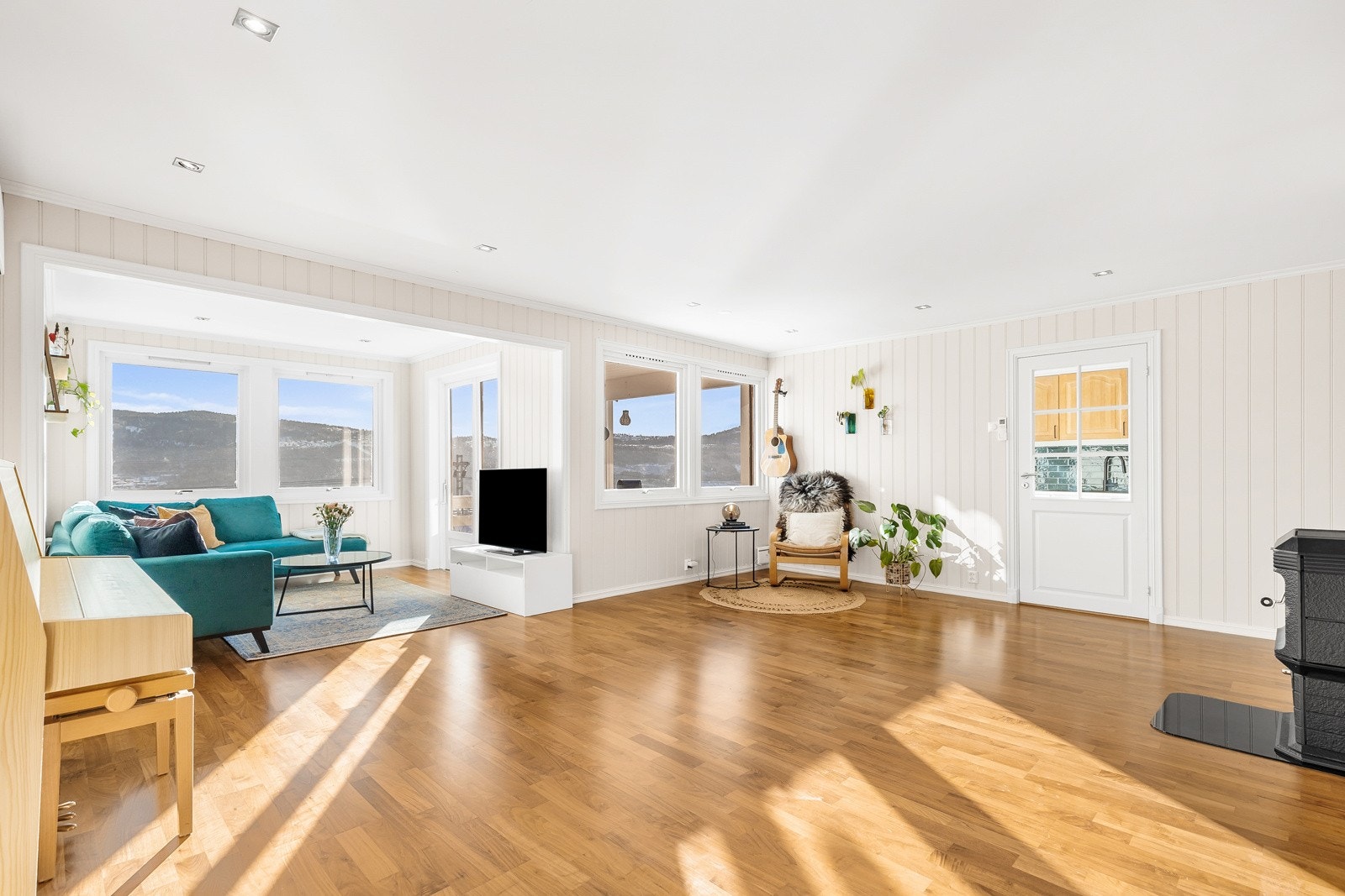 Her er det godt lysinnslipp og fantastisk utsikt. Galleribilde